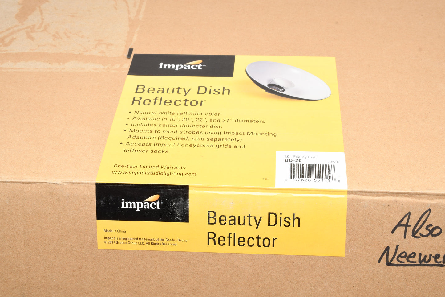 Impact Beauty Dish BD-20, Open Box, w/Adapter