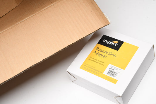 Impact Beauty Dish BD-20, Open Box, w/Adapter