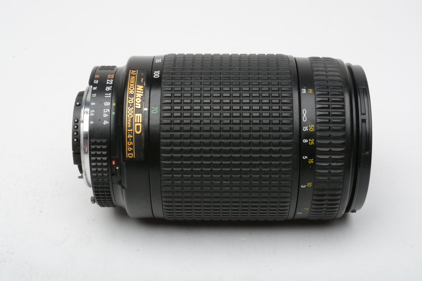 Nikon ED AF Nikkor 70-300mm f4-5.6D zoom lens + caps, bargain