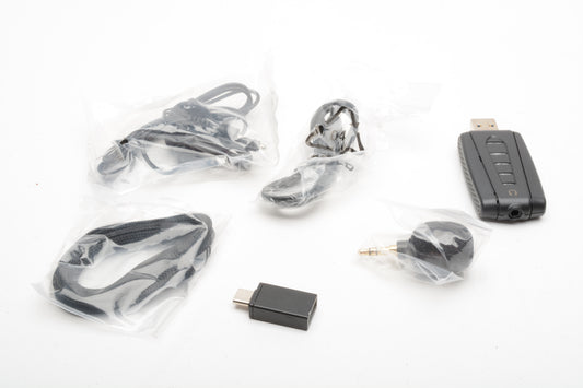 Alvoxcon USB Wireless Lapel Microphone UM-310 for Computer Android (White)