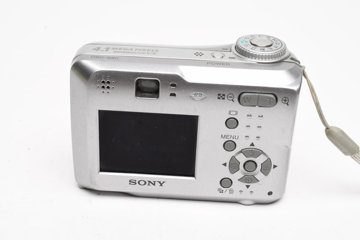 Sony DSC-S60 4.1MP Digital Point&Shoot camera (Silver), Strap, Good