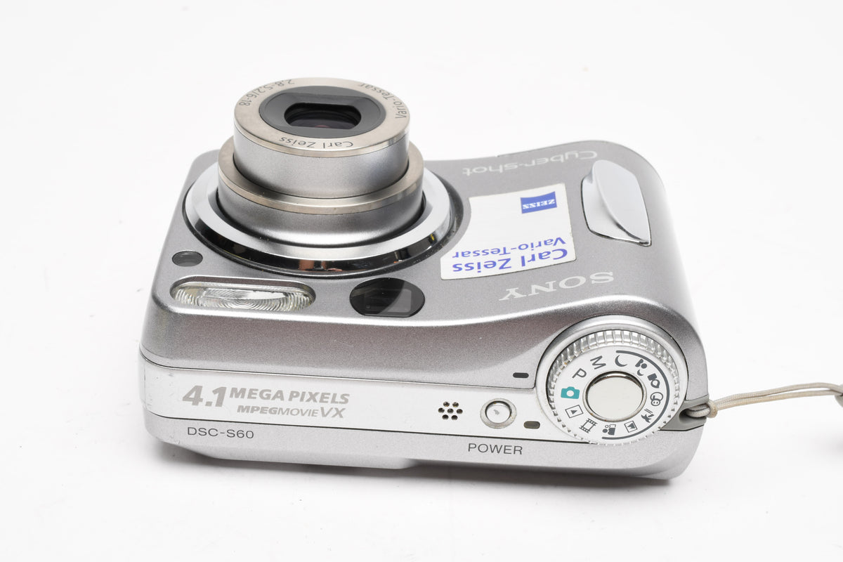Sony DSC-S60 4.1MP Digital Point&Shoot camera (Silver), Strap, Good