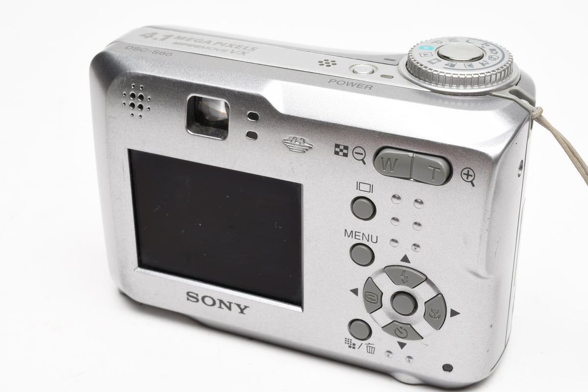 Sony DSC-S60 4.1MP Digital Point&Shoot camera (Silver), Strap, Good