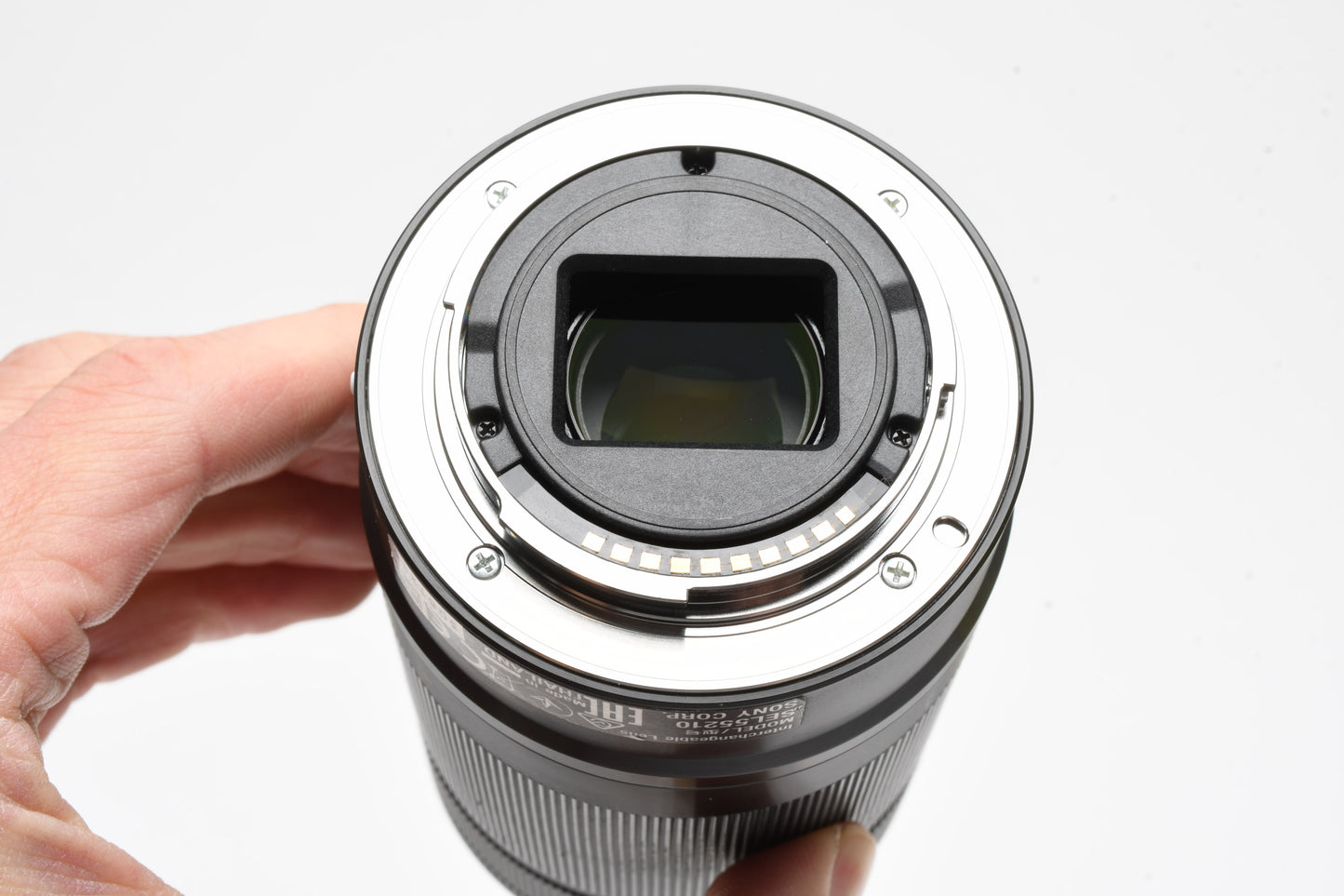 Sony 55-210mm f4.5-6.3 E OSS zoom lens (Black), Hood, UV, Nice!