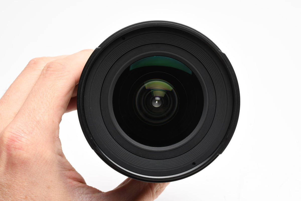Nikon AF-S Nikkor 16-35mm f4G ED VR, Hood, UV, USA, Mint-