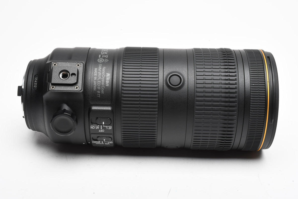 Nikon AF-S Nikkor 70-200mm F2.8E FL ED VR N SWM IF, hood+caps+case