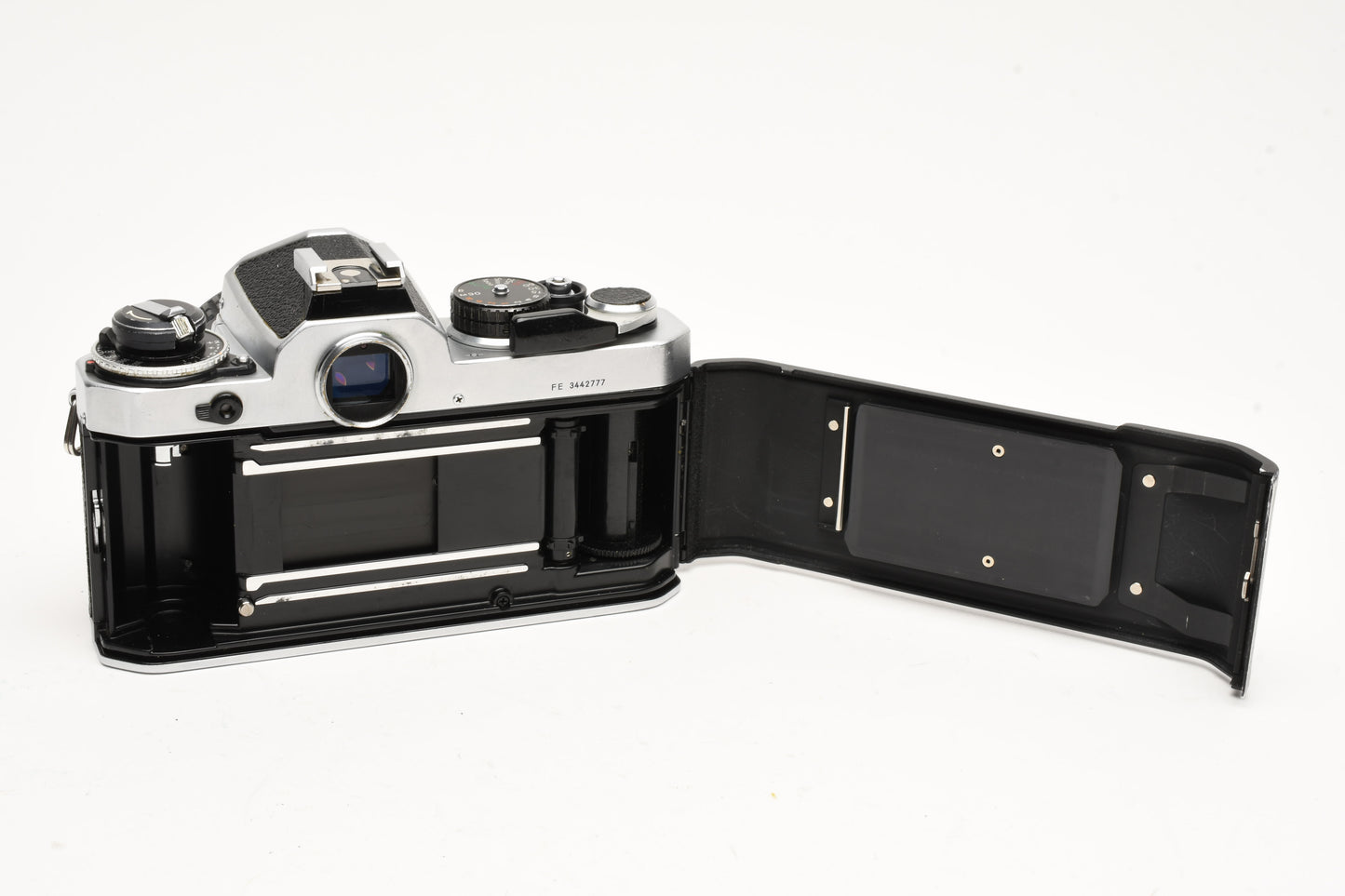 Nikon FE 35mm SLR w/50mm f1.4, New Seals, UV, +Manual, Great!