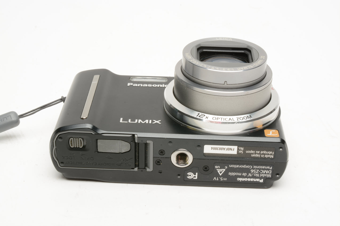 Panasonic Lumix ZS-6 12.1MP Digital Point&Shoot camera, 2batts, charger, case, Great!