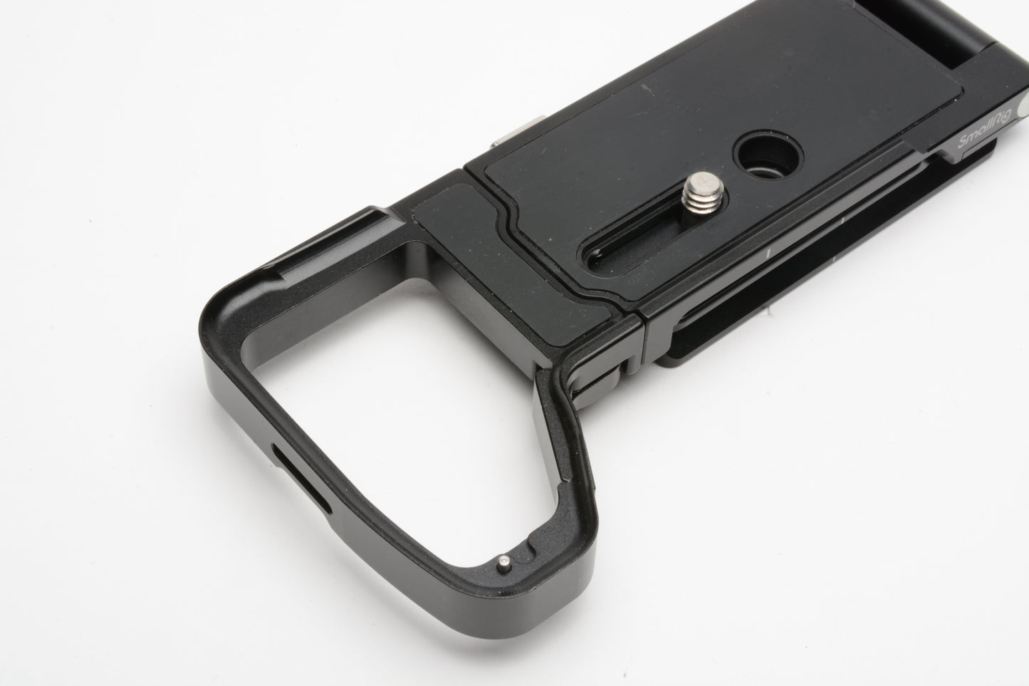 SmallRig Foldable L-Bracket for Sony a7 IV, a7R V & a7S III, MINT