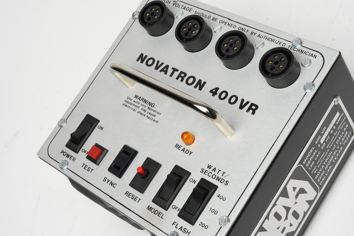Novatron 400VR Studio Kit, 2X strobes, Stands, Umbrellas, Case, Clean!