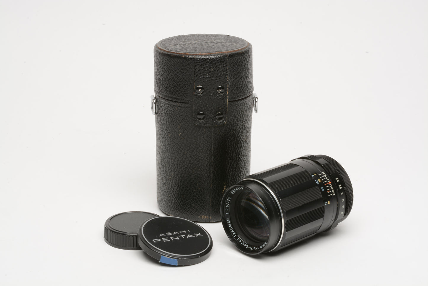 Pentax SMC Takumar 135mm f3.5 M42 mount lens, caps + fitted case