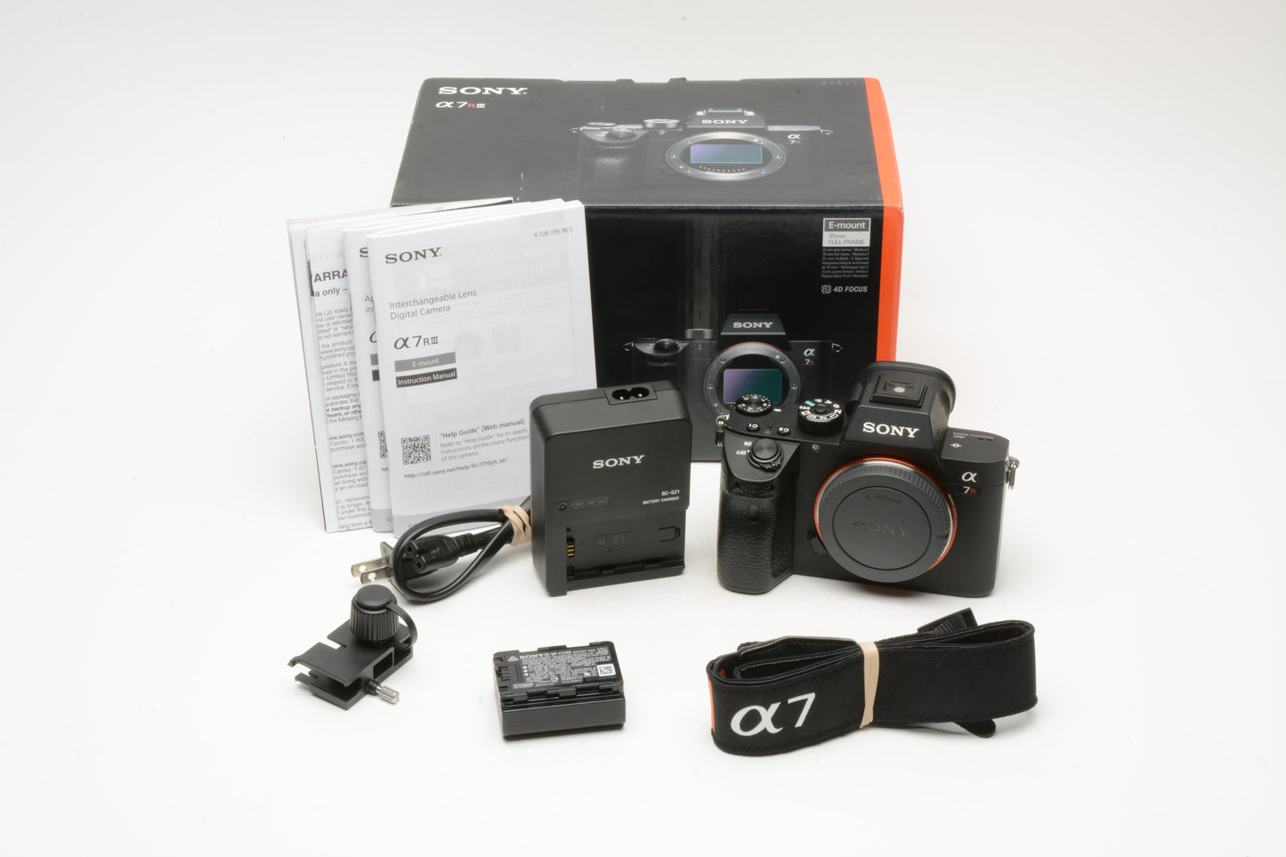 Sony A7R III Mirrorless Body, 16K Acts, Cracked screen, still great