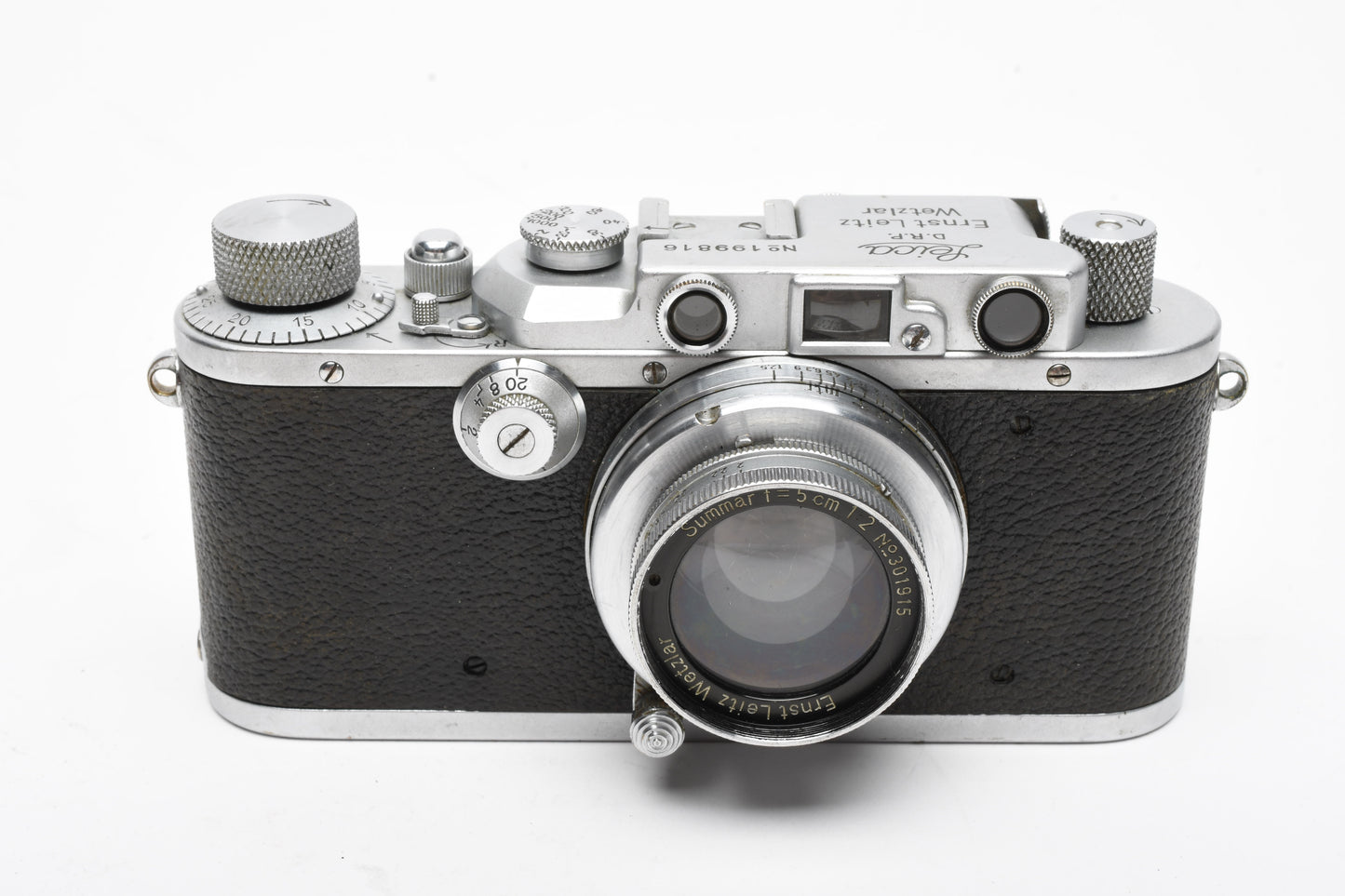 Leica IIIa w/Summar 5cm f2, Case, Cap tested, great condition
