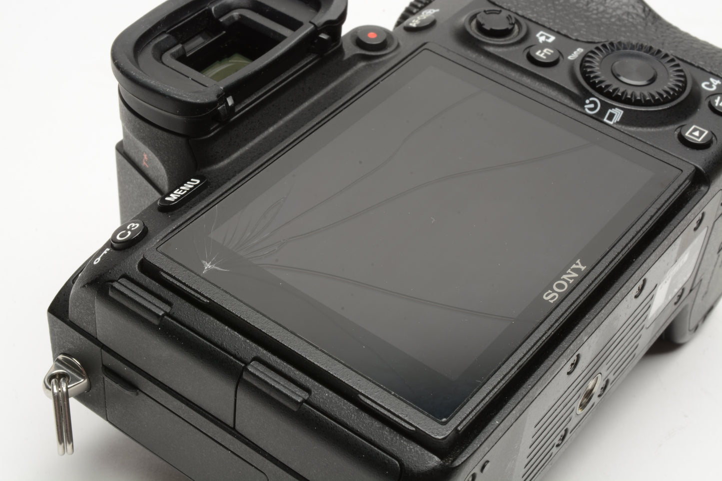 Sony A7R III Mirrorless Body, 16K Acts, Cracked screen, still great