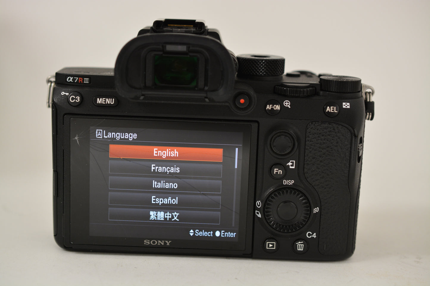 Sony A7R III Mirrorless Body, 16K Acts, Cracked screen, still great