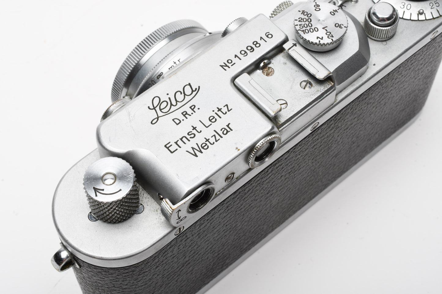 Leica IIIa w/Summar 5cm f2, Case, Cap tested, great condition