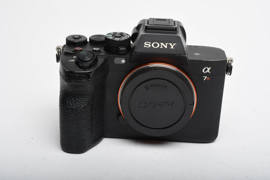 Sony A7R V Mirrorless body, 83K Acts, batt, charger, Fully tested, Good!