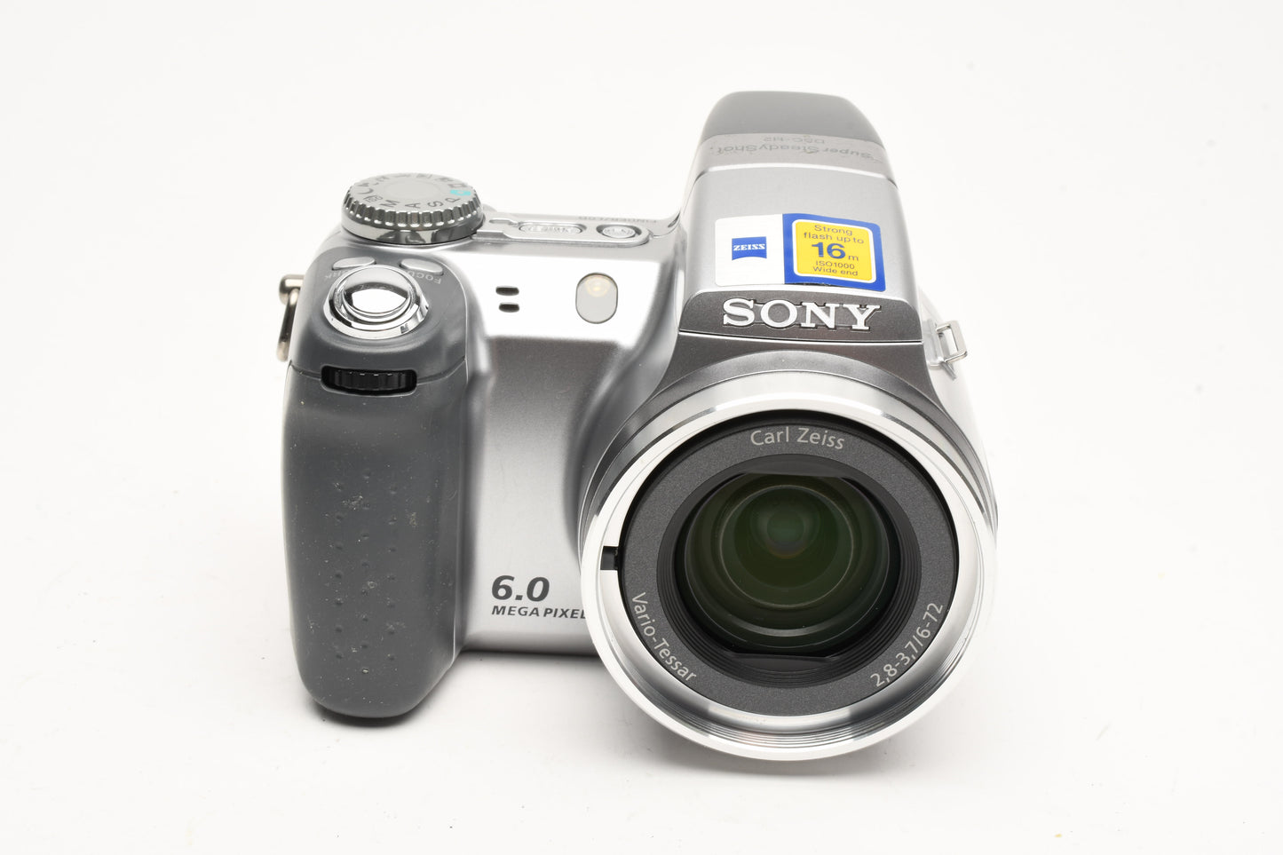 Sony DSC-H2 6MP Digital Point&Shoot camera bundle, boxed, Clean