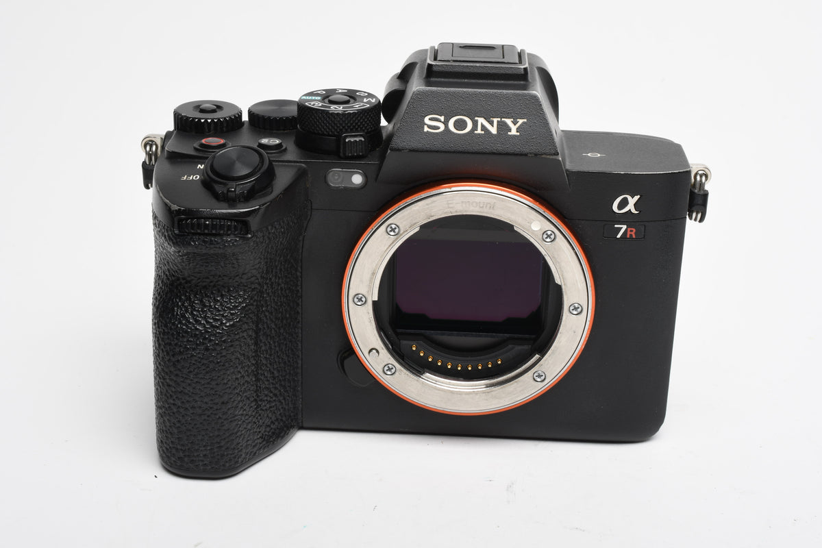 Sony A7R V Mirrorless body, 83K Acts, batt, charger, Fully tested, Good!