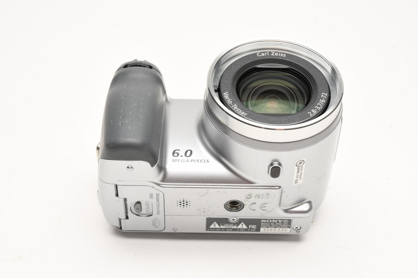 Sony DSC-H2 6MP Digital Point&Shoot camera bundle, boxed, Clean