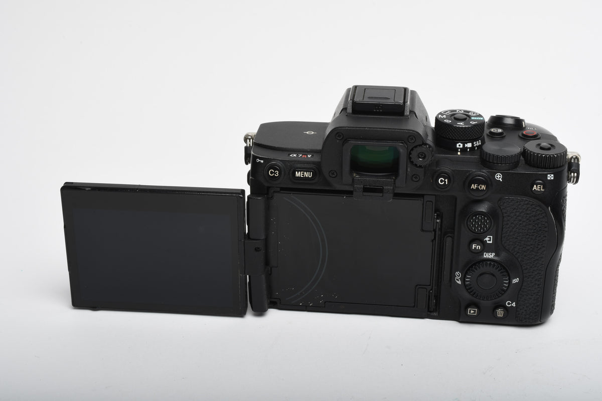 Sony A7R V Mirrorless body, 83K Acts, batt, charger, Fully tested, Good!