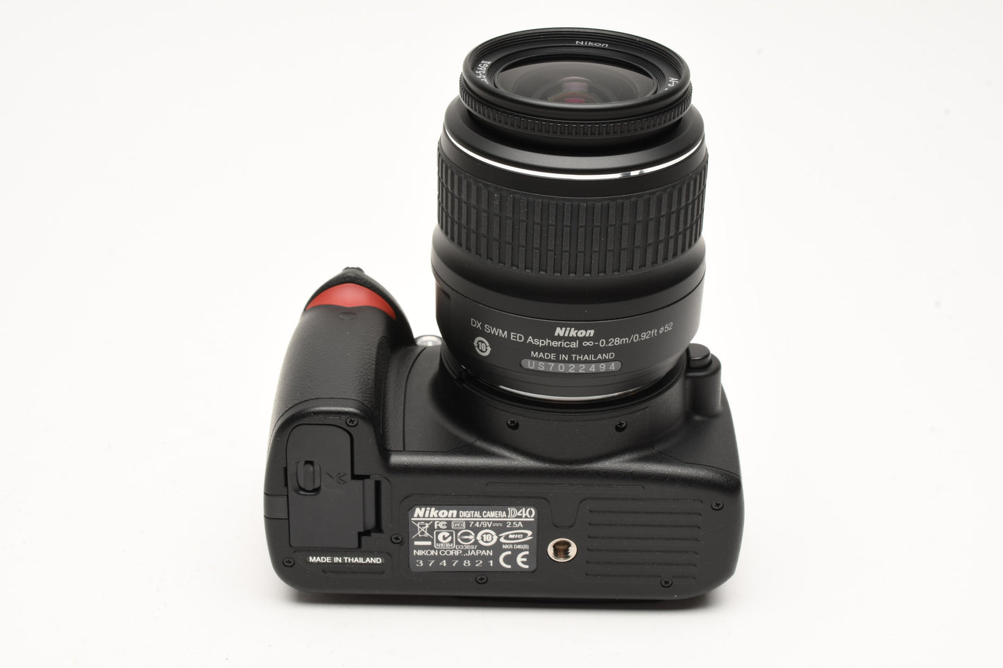 Nikon D40 DSLR body w/Nikkor 18-55mm f3.5-5.6G ED II Boxed, Mint, Only 29 Acts!