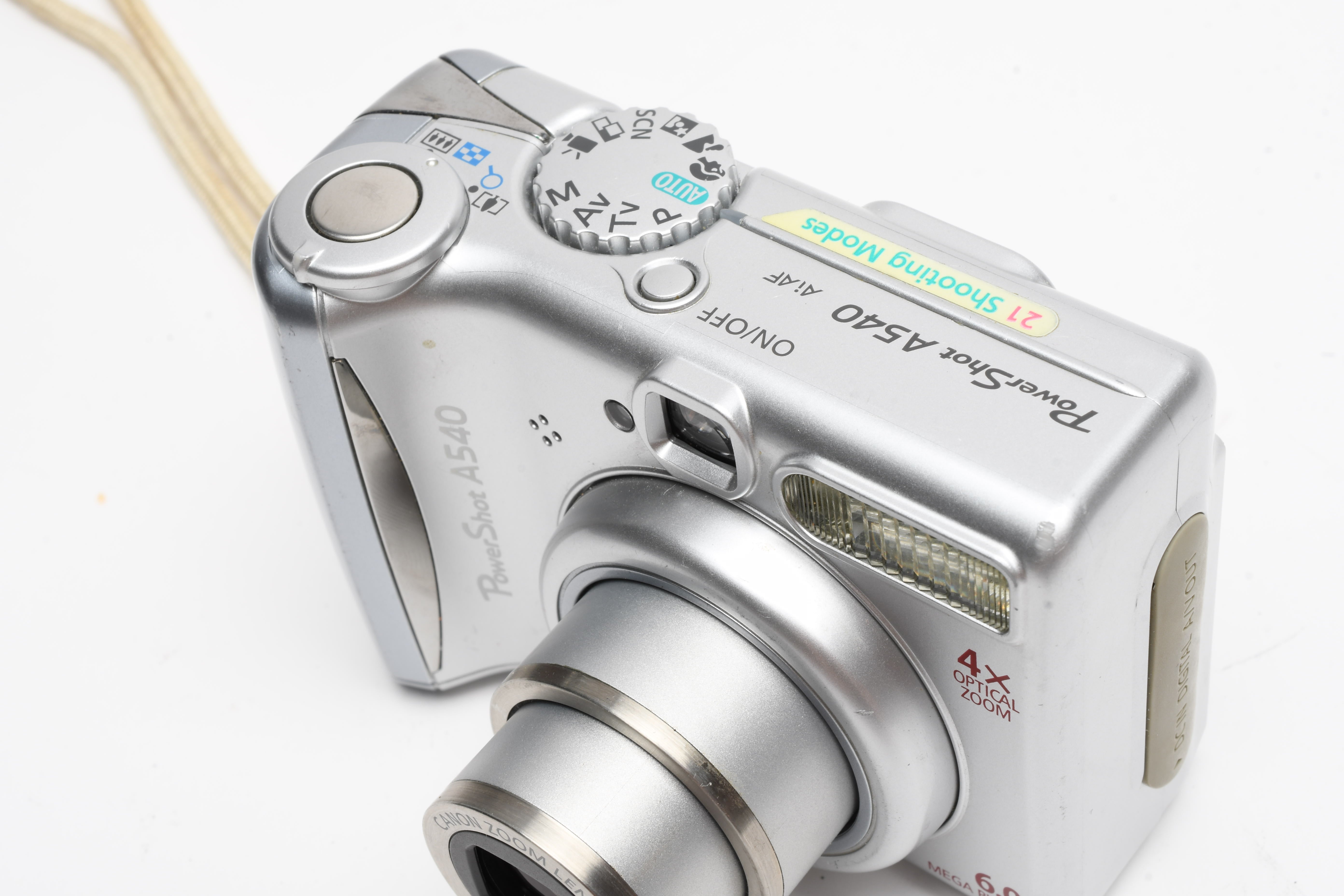 Canon PowerShot A540　2台セット Canon Powershot A540 6MP Digital Point&Shoot Camera, strap, SD