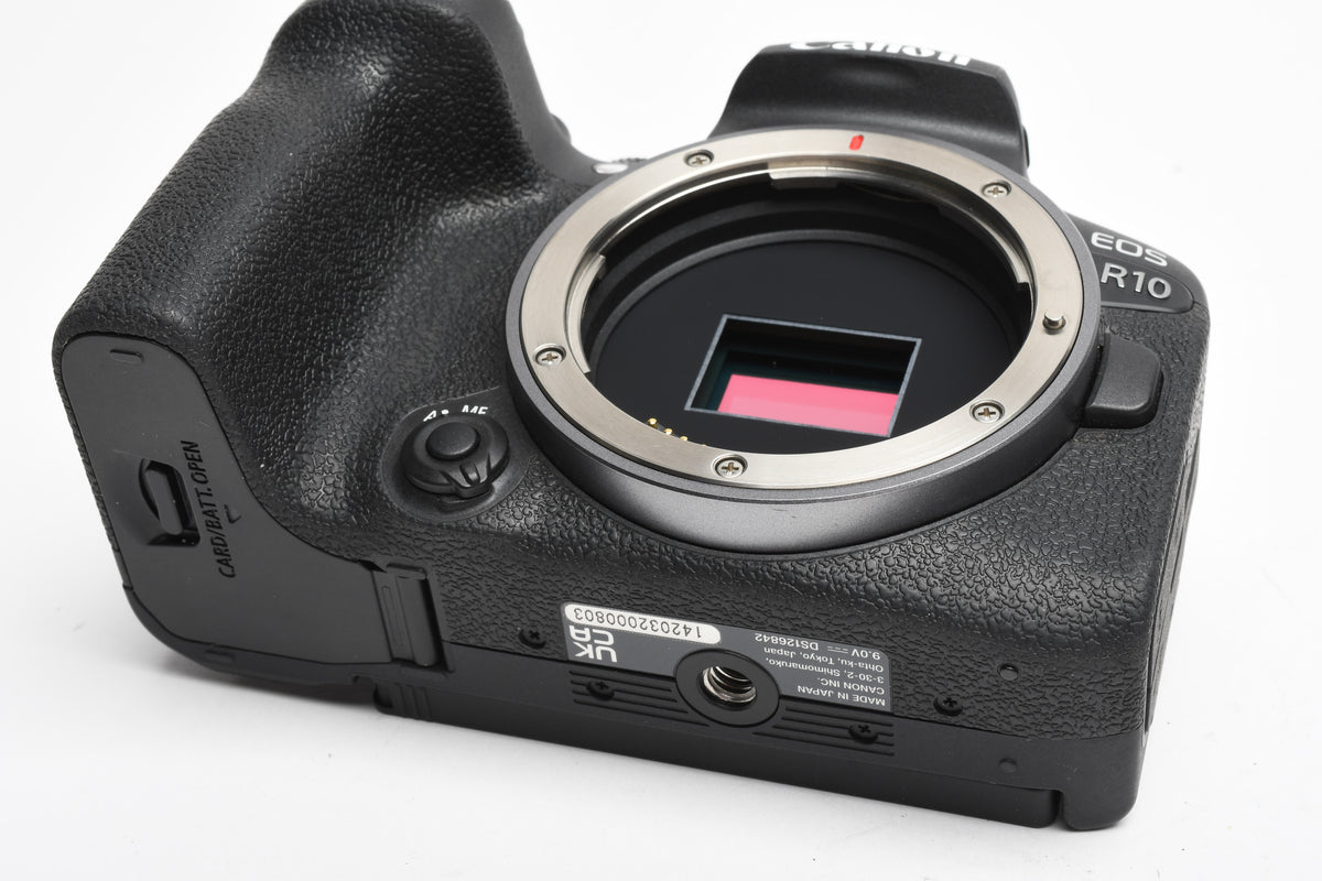 Canon EOS R10 Mirrorless Body w/Canon battery, charger, strap, ≤15,000 Acts