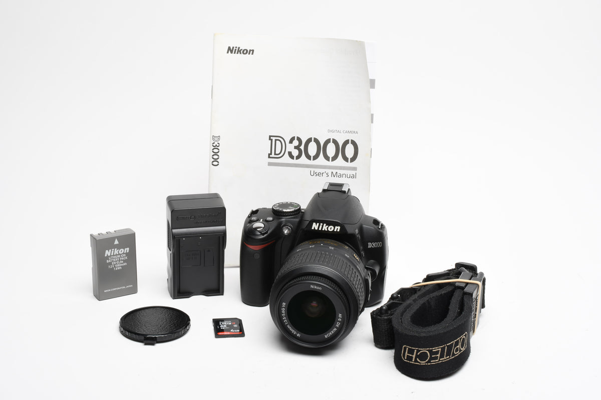 Nikon D3000 DSLR w/Nikkor AFS 18-55mm f3.5-5.6G VR Lens, Only 166 Acts