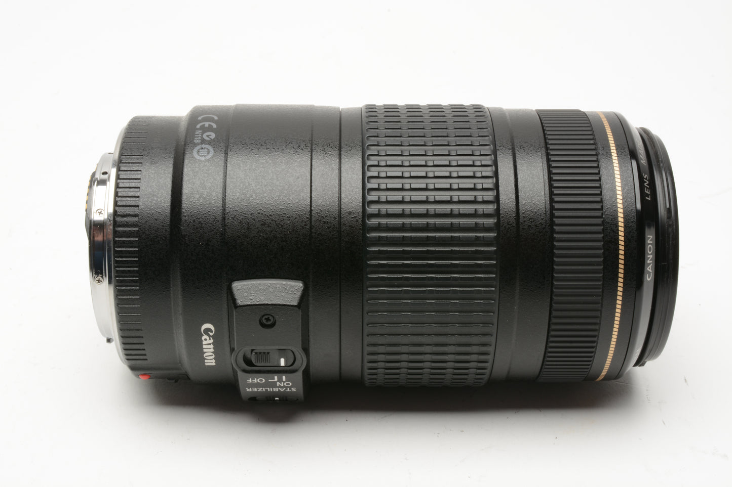 Canon EF 70-300mm f4-5.6 IS USM zoom lens, caps, hood, box, Mint-