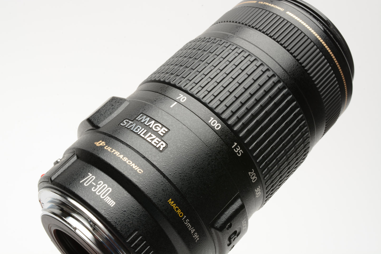 Canon EF 70-300mm f4-5.6 IS USM zoom lens, caps, hood, box, Mint-