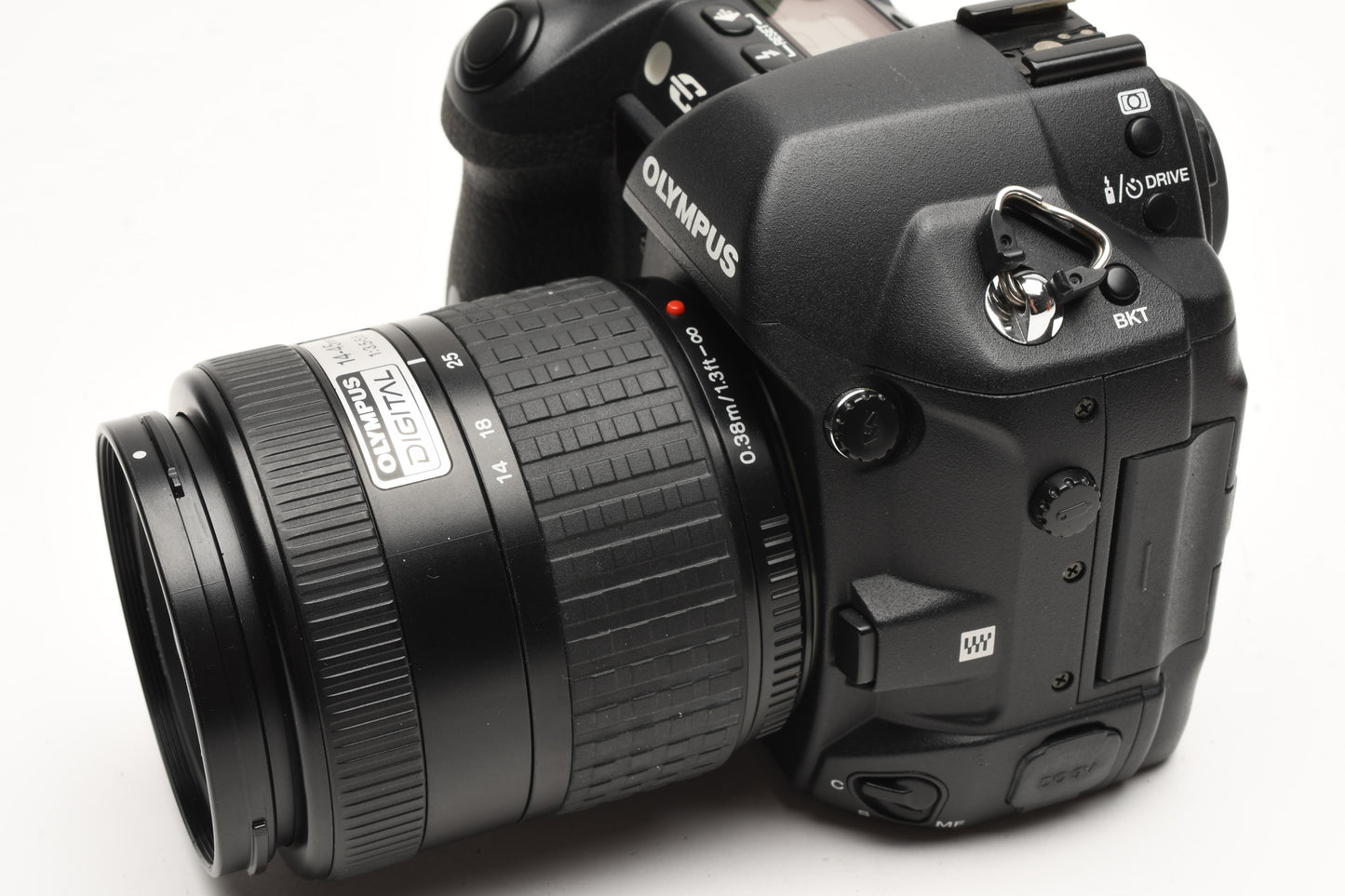 Olympus E-1 DSLR 5MP Bundle w/Zuiko 14-54mm F2.8-3.5 Lens ONLY 17 SC!!