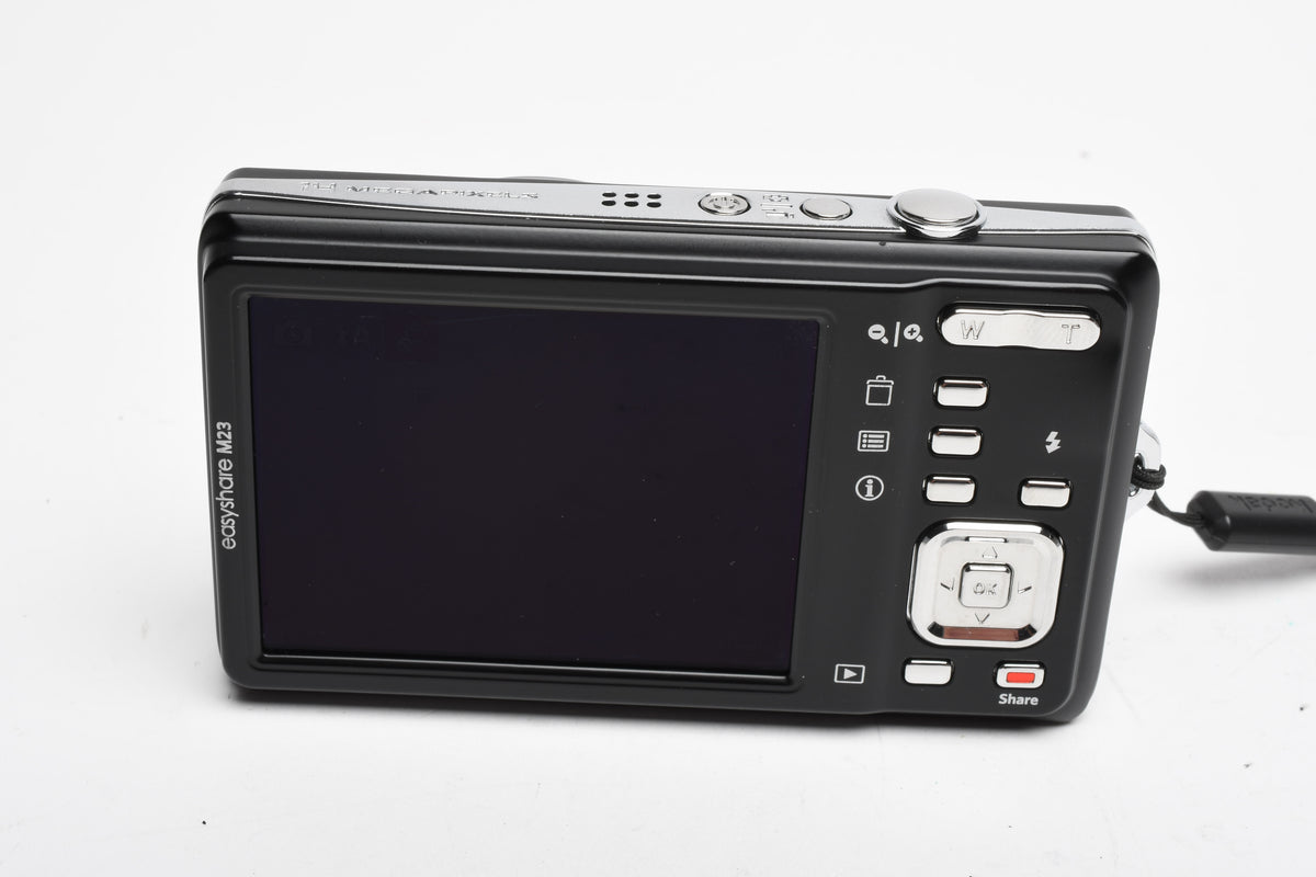 Kodak EasyShare M23 14MP Digital Point&Shoot camera (Black), Strap, Case, Nice