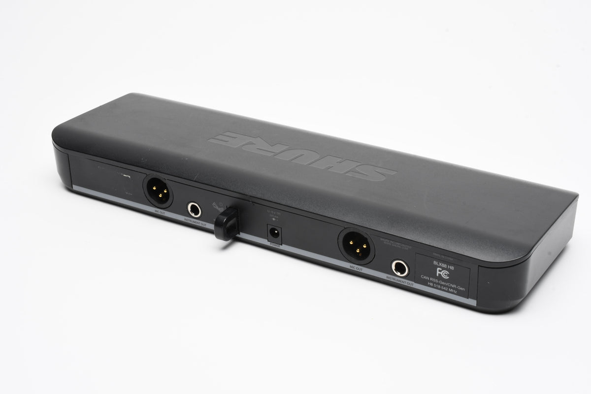 Shure BLX88 H8 512-542MHz Wireless Receiver w/Power supply