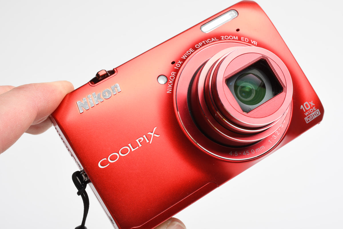 Nikon Coolpix S6300 16MP Digital Point&Shoot (Red), Batt+Charger, Great