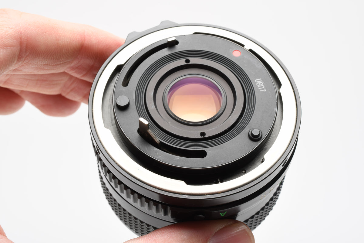 Canon FD 28mm f2.8 wide angle lens, caps, 1A, Mint-, Box