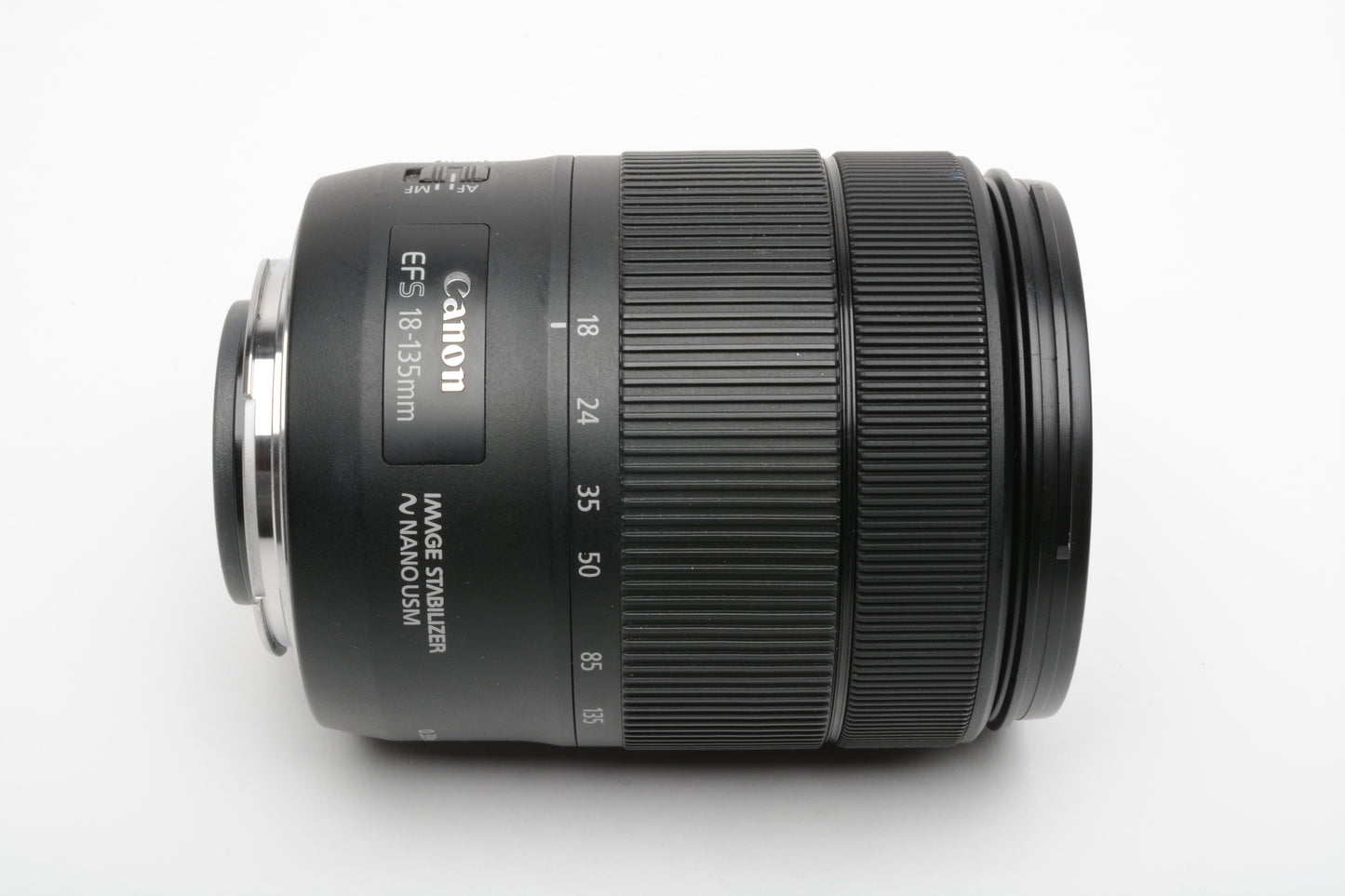 Canon EFS 18-135mm IS zoom lens, caps, clean