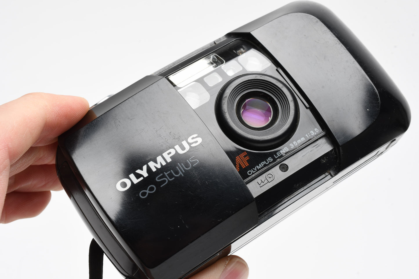 Olympus Stylus 35mm Point & Shoot camera w/35mm f3.5, Compact, Clean!