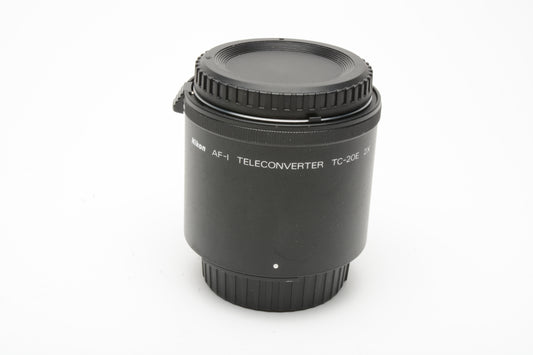Nikon AF-I Teleconverter TC-20E 2X with Caps, Very clean