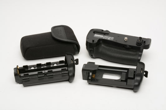 Nikon MB-D16 genuine battery grip. very gently used, w/AA insert