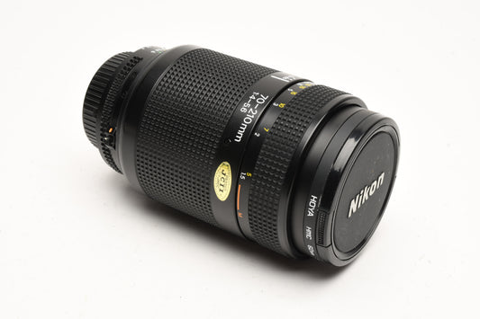 Nikon AF 70-210mm F4-5.6 zoom, very clean, UV + Caps