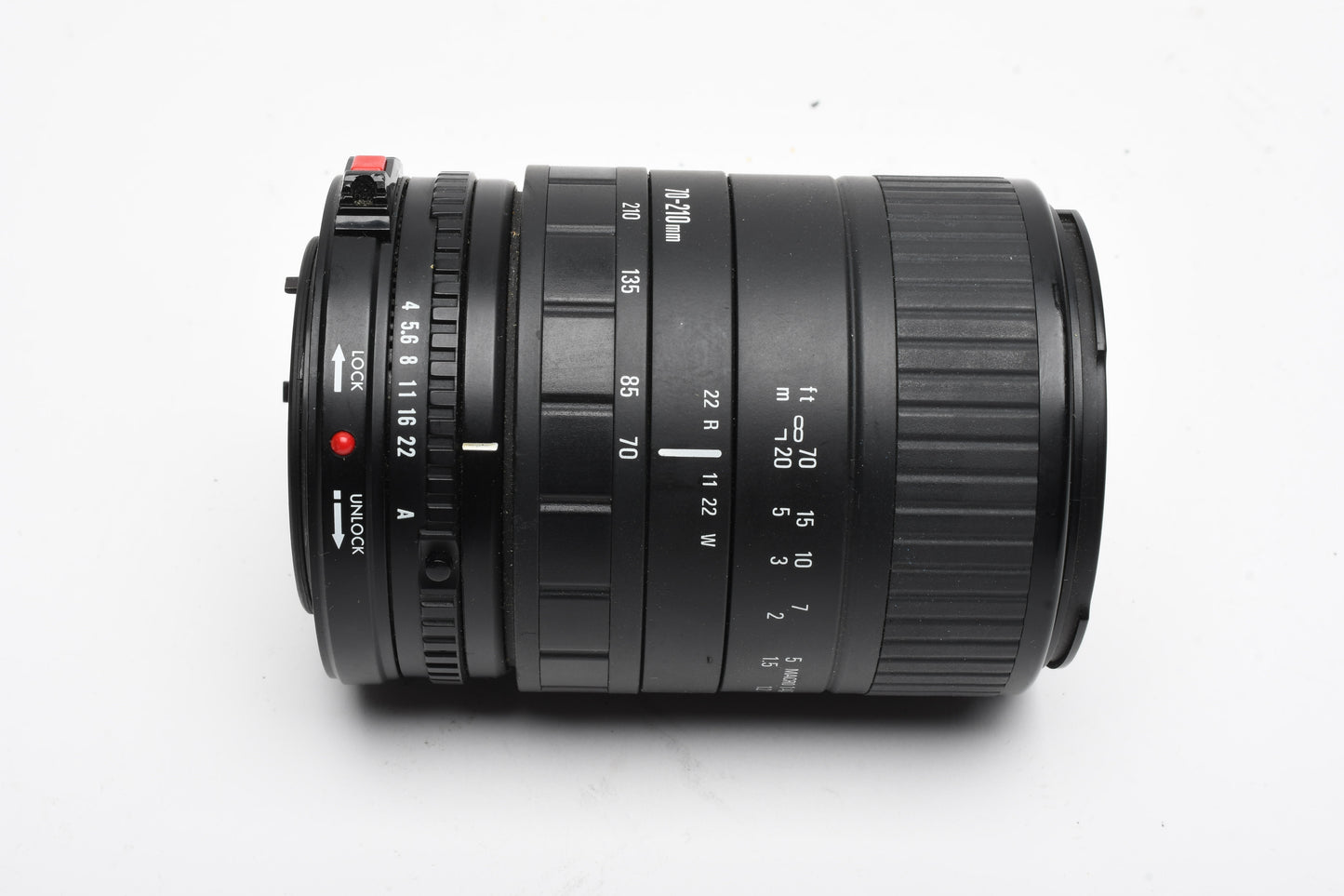 Sigma UC-II 70-210mm f4-5.6 zoom w/Hood, Sky, caps, Canon FD Mount
