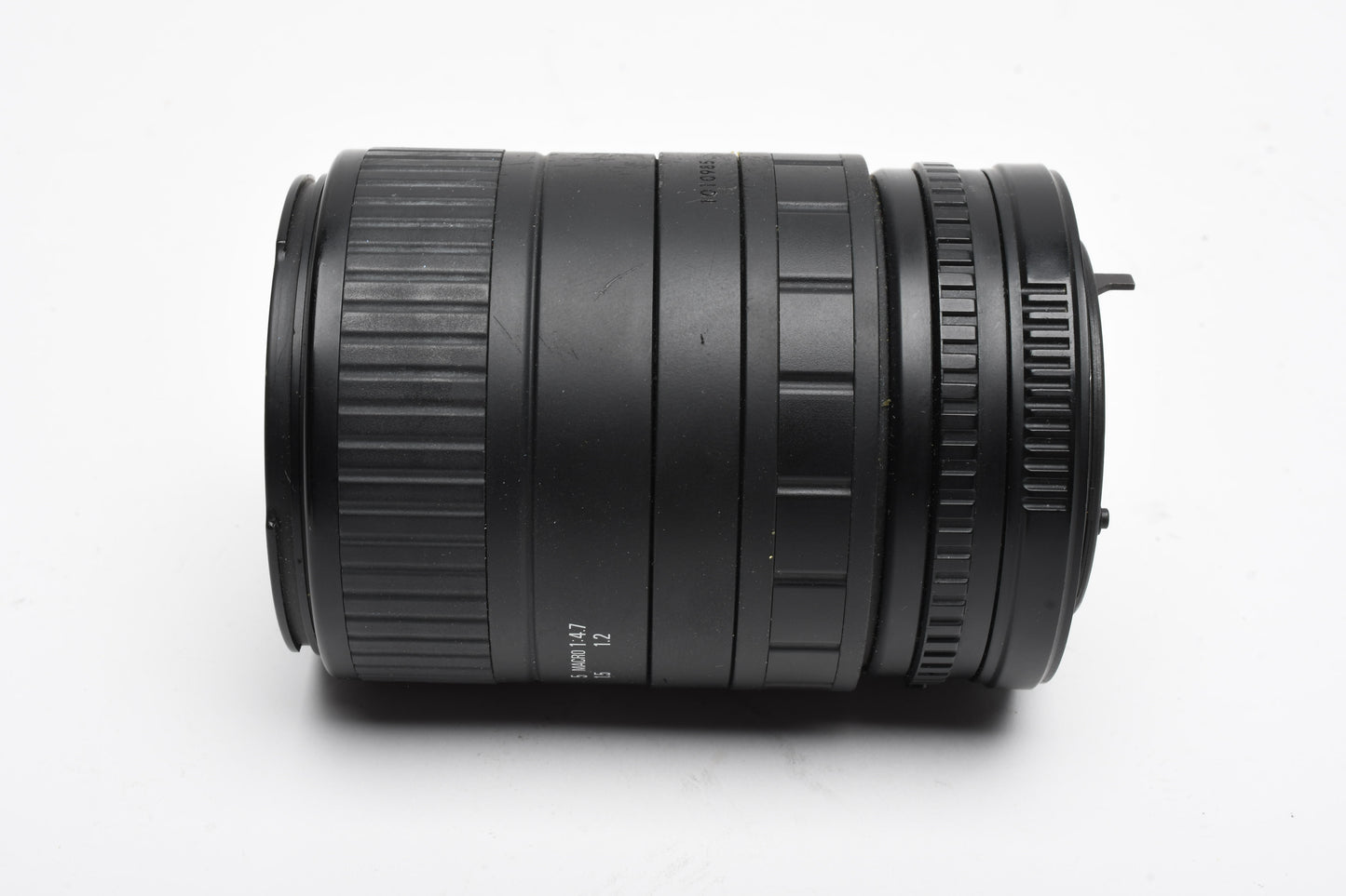 Sigma UC-II 70-210mm f4-5.6 zoom w/Hood, Sky, caps, Canon FD Mount