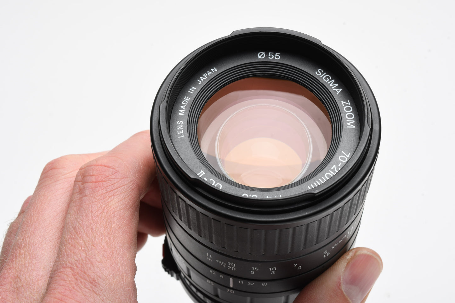 Sigma UC-II 70-210mm f4-5.6 zoom w/Hood, Sky, caps, Canon FD Mount