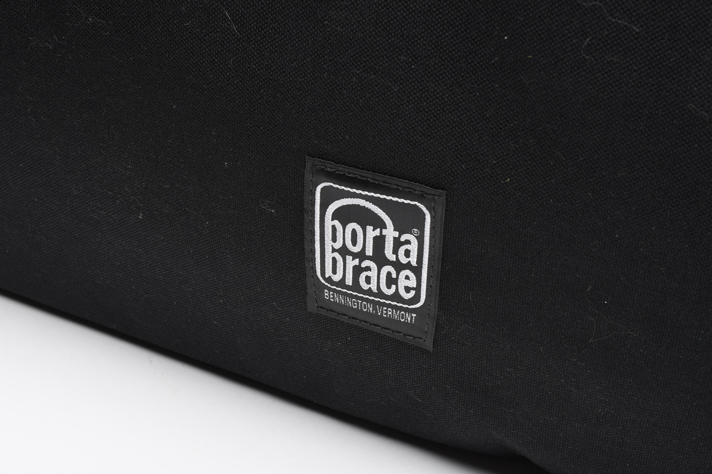 PortaBrace Semirigid Cargo Case +2X Lens pouches ~23x10x10, Mint-