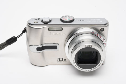 Panasonic Lumix DMC-TZ3 7.2MP Digital Point&Shoot camera, case, manual, Tested
