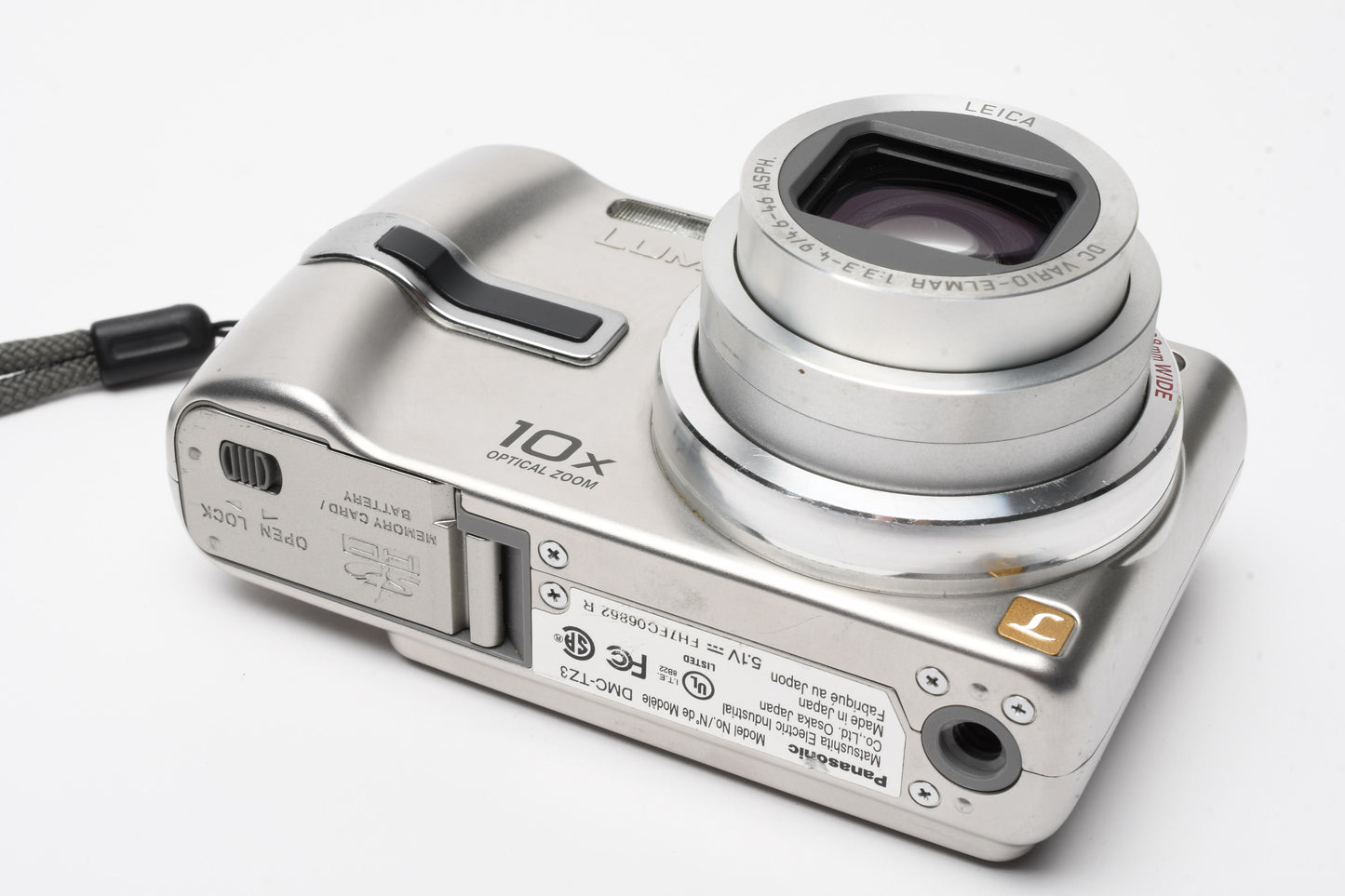 Panasonic Lumix DMC-TZ3 7.2MP Digital Point&Shoot camera, case, manual, Tested