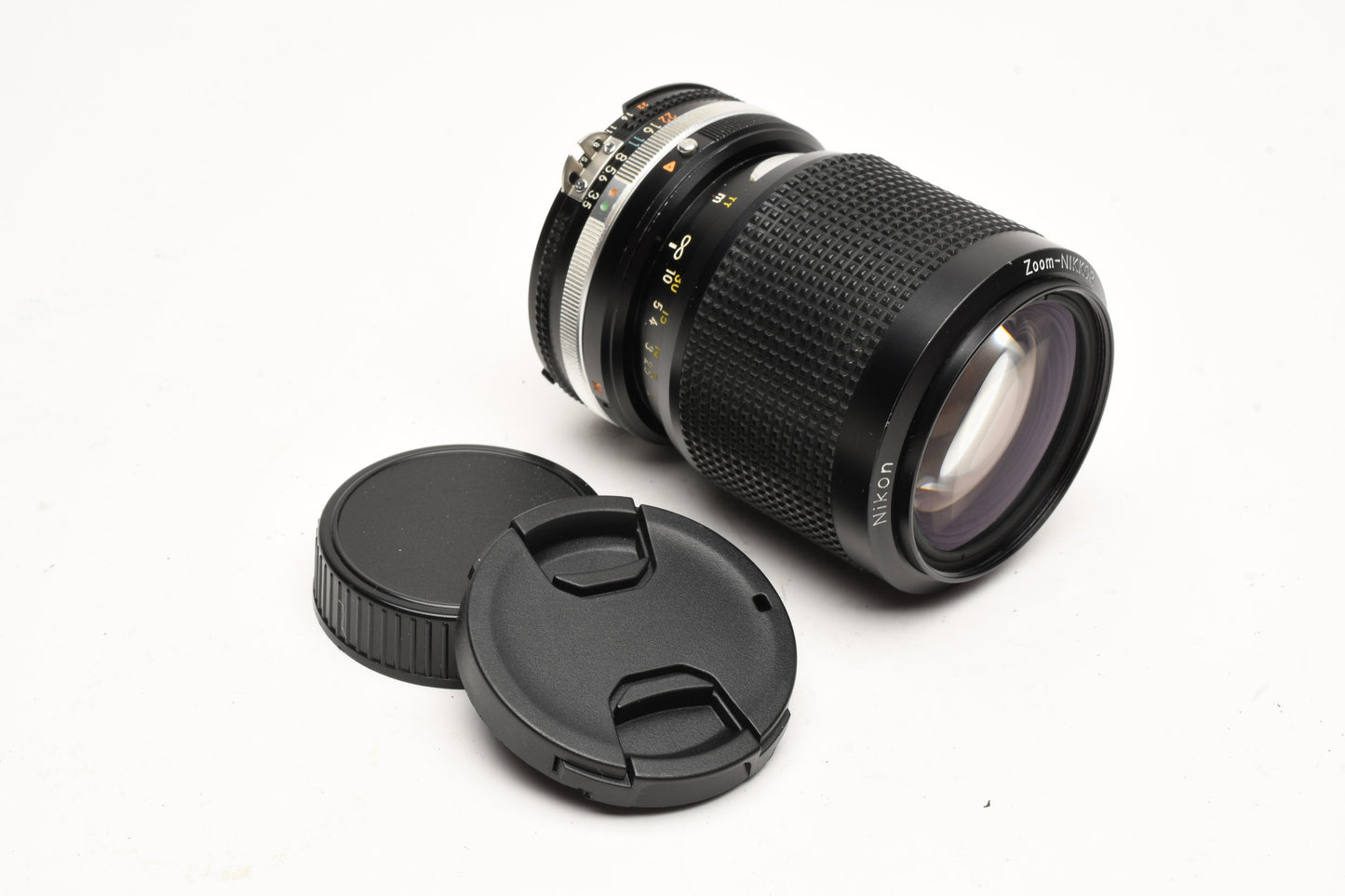 Nikon AF Nikkor 35-105mm f3.5-4.5 zoom lens, caps, Good!