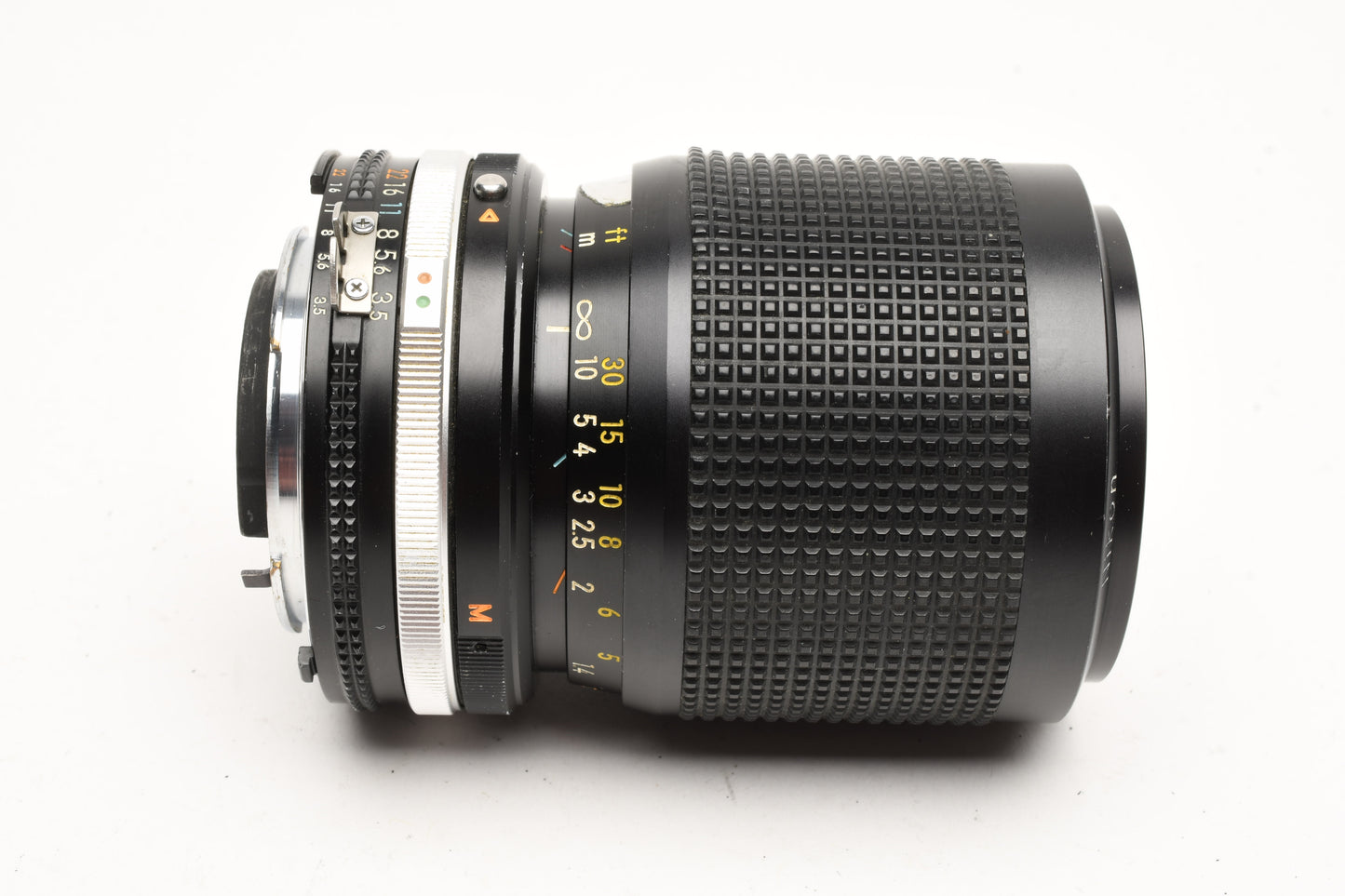 Nikon AF Nikkor 35-105mm f3.5-4.5 zoom lens, caps, Good!