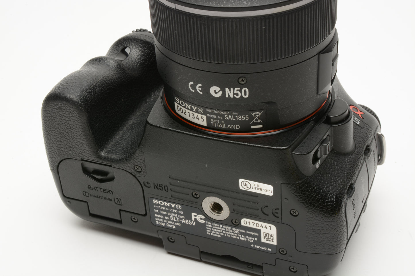 Sony A65 SLT-A65V w/18-55mm zoom, 2batts, charger, UV, Only 8227 Acts!